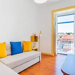 Bombarda 21 View @ Retro Apartamento *