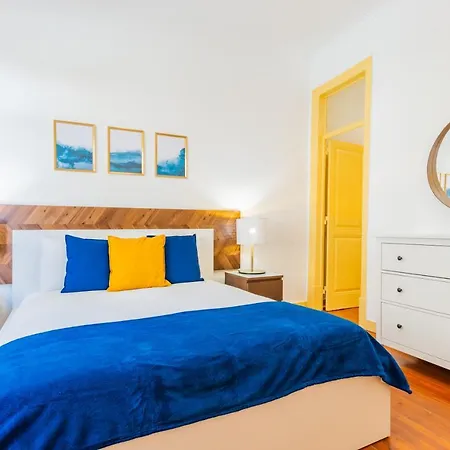 Apartament Bombarda 21 @ Retro *